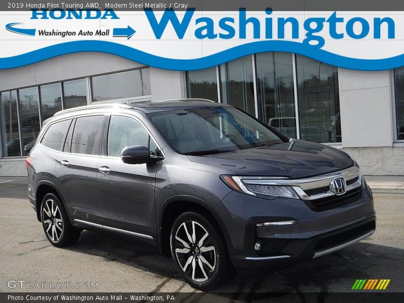 Modern Steel Metallic / Gray 2019 Honda Pilot Touring AWD