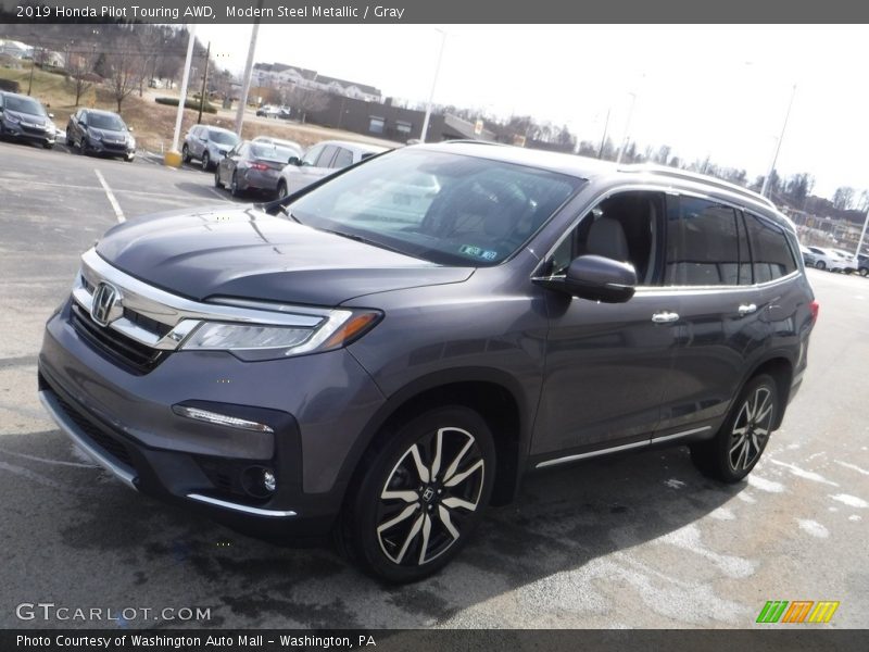 Modern Steel Metallic / Gray 2019 Honda Pilot Touring AWD
