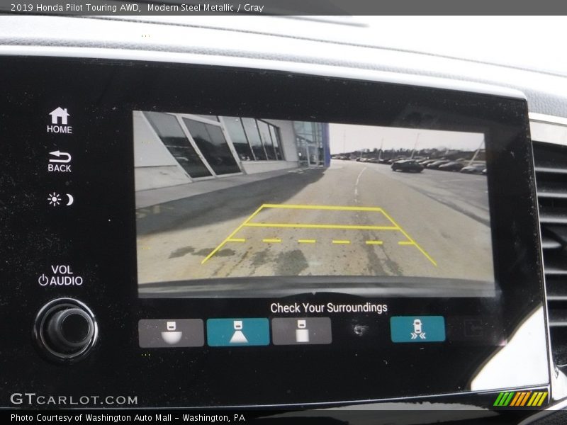 Modern Steel Metallic / Gray 2019 Honda Pilot Touring AWD