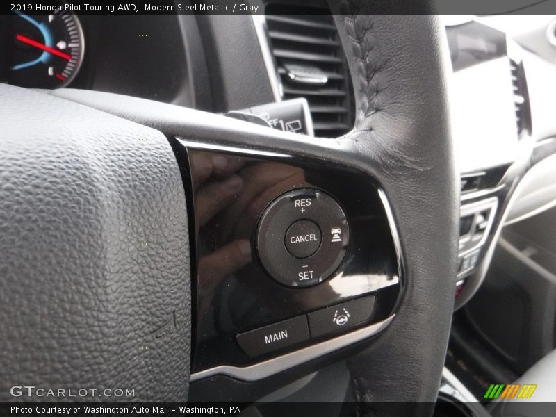 Modern Steel Metallic / Gray 2019 Honda Pilot Touring AWD