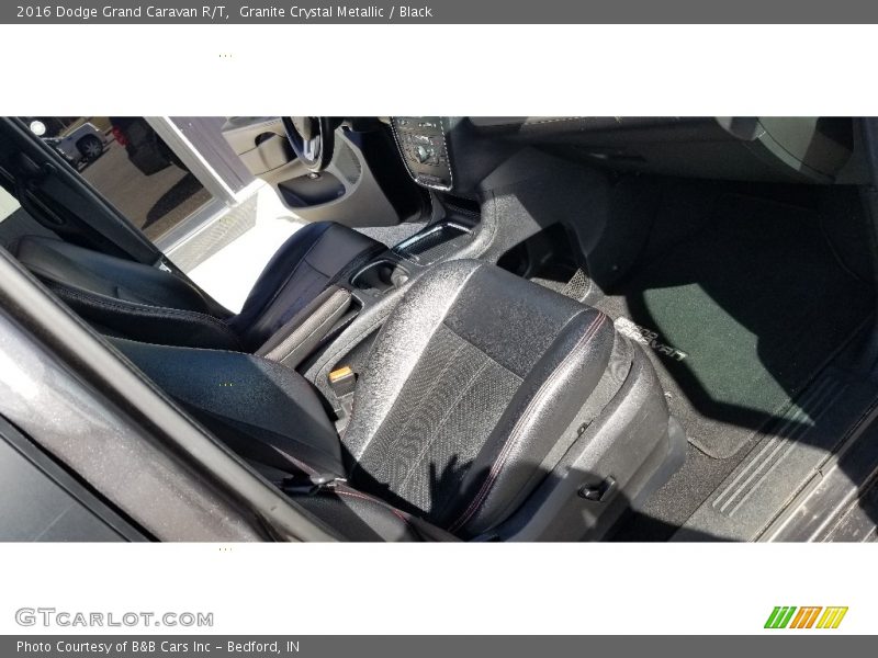 Granite Crystal Metallic / Black 2016 Dodge Grand Caravan R/T