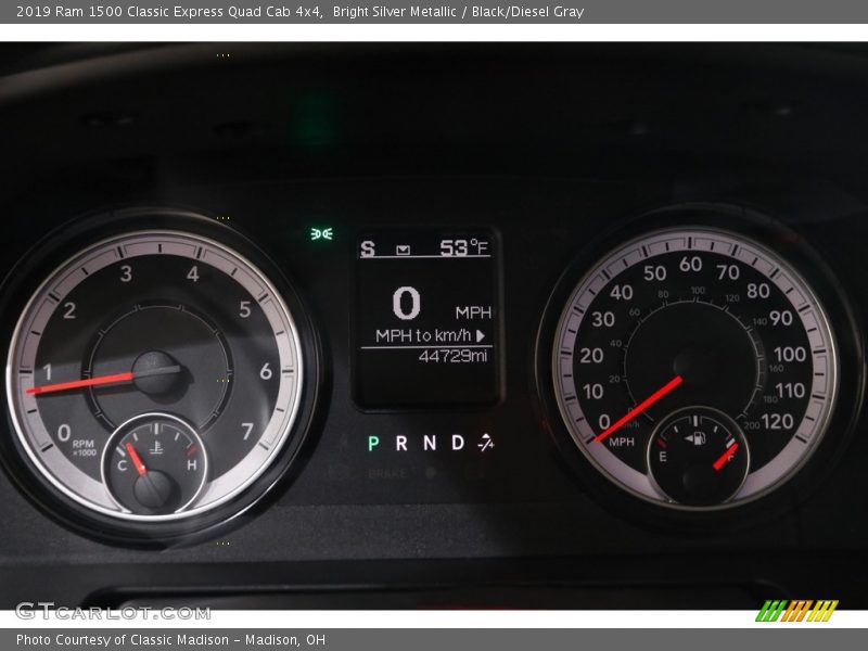 Bright Silver Metallic / Black/Diesel Gray 2019 Ram 1500 Classic Express Quad Cab 4x4