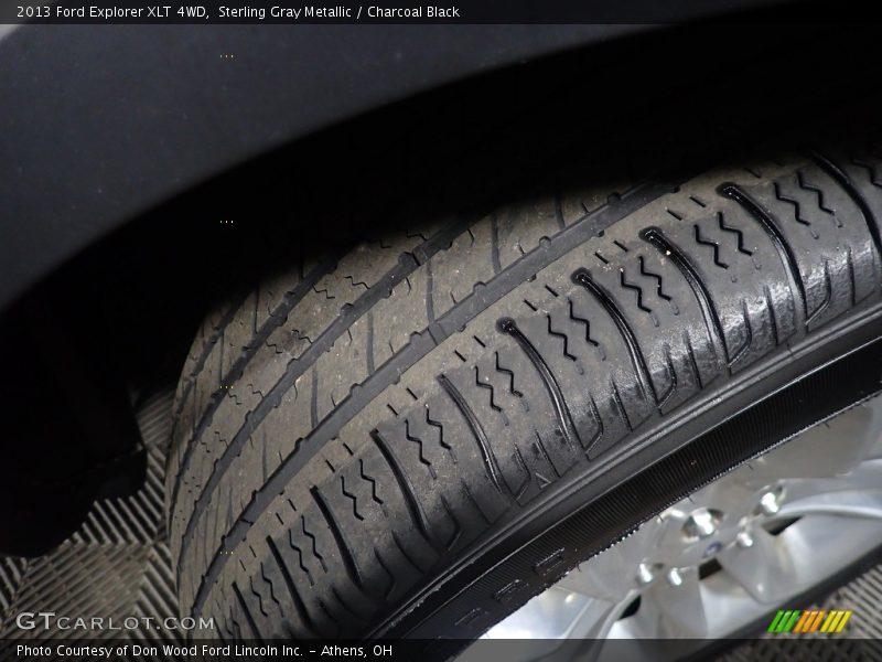 Sterling Gray Metallic / Charcoal Black 2013 Ford Explorer XLT 4WD