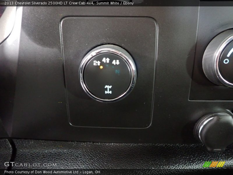 Summit White / Ebony 2013 Chevrolet Silverado 2500HD LT Crew Cab 4x4
