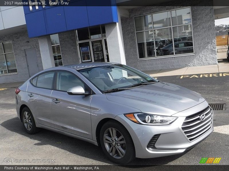 Gray / Gray 2017 Hyundai Elantra SE