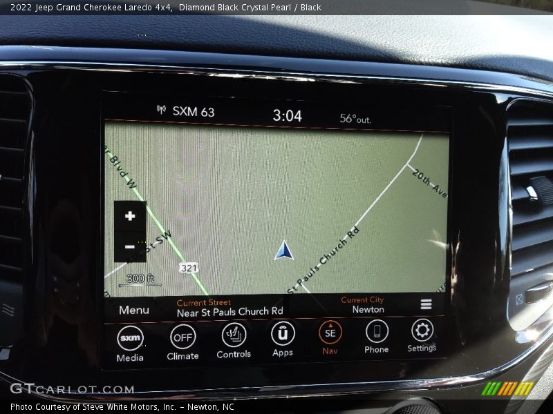 Diamond Black Crystal Pearl / Black 2022 Jeep Grand Cherokee Laredo 4x4