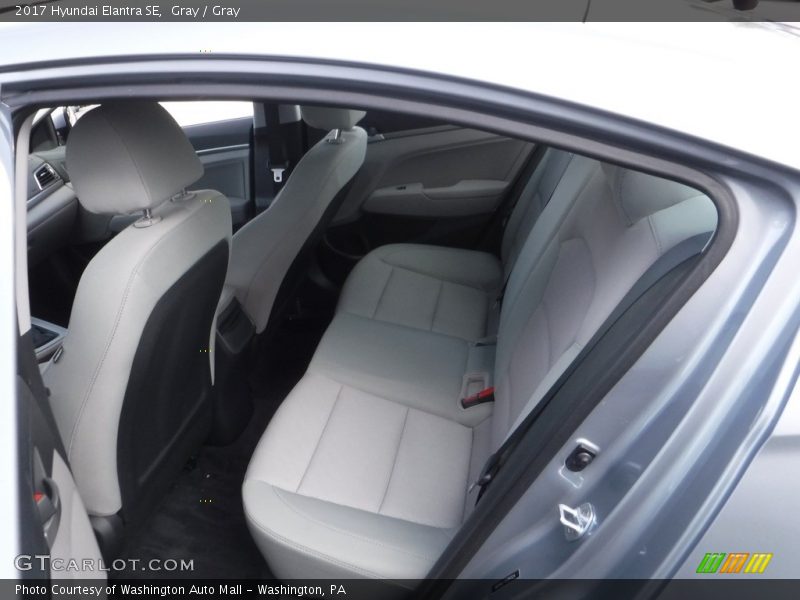 Gray / Gray 2017 Hyundai Elantra SE