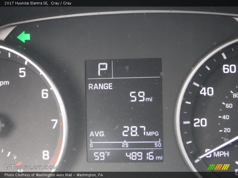 Gray / Gray 2017 Hyundai Elantra SE