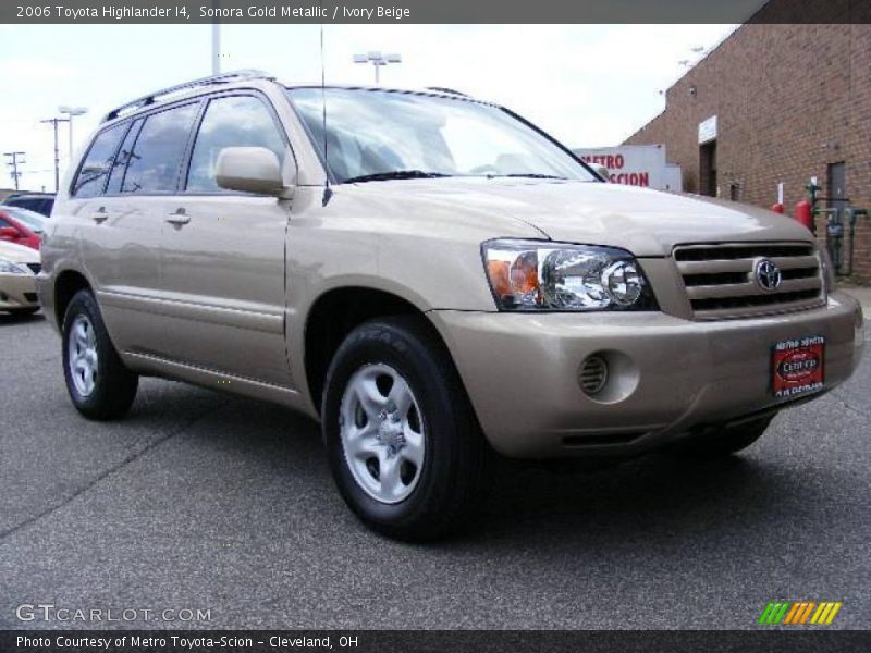 Sonora Gold Metallic / Ivory Beige 2006 Toyota Highlander I4