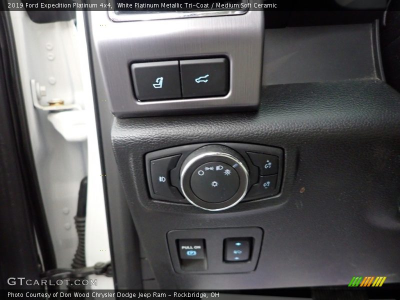 White Platinum Metallic Tri-Coat / Medium Soft Ceramic 2019 Ford Expedition Platinum 4x4