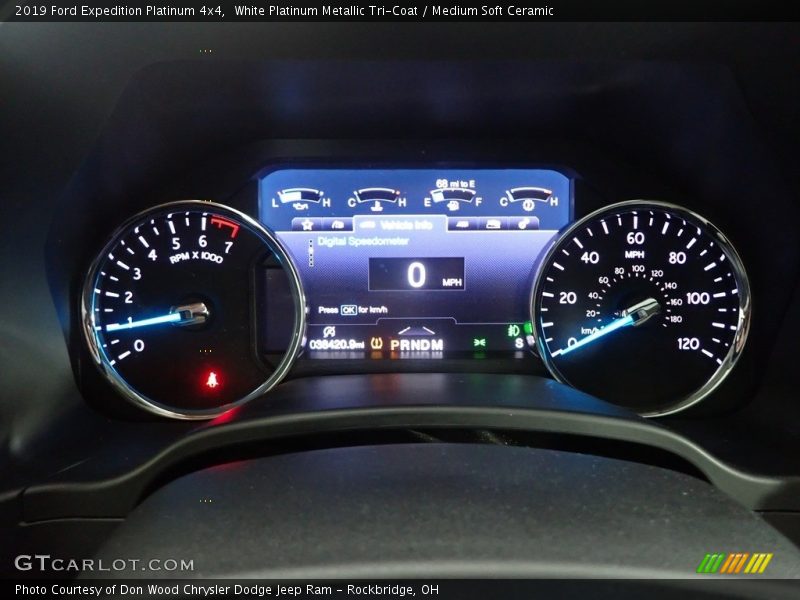 White Platinum Metallic Tri-Coat / Medium Soft Ceramic 2019 Ford Expedition Platinum 4x4