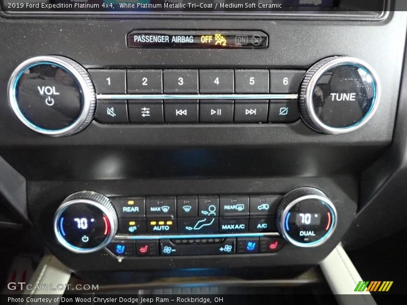 White Platinum Metallic Tri-Coat / Medium Soft Ceramic 2019 Ford Expedition Platinum 4x4