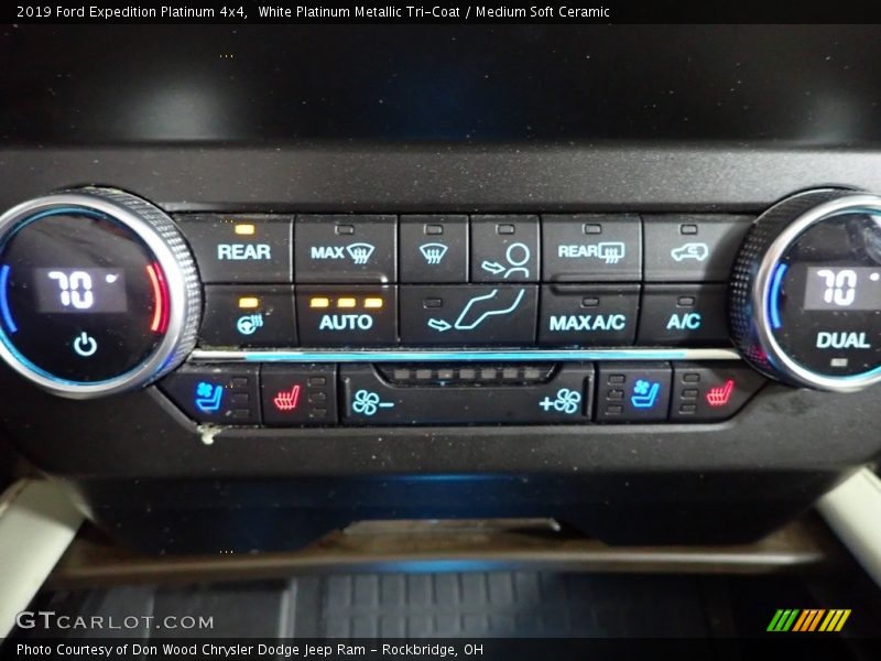 White Platinum Metallic Tri-Coat / Medium Soft Ceramic 2019 Ford Expedition Platinum 4x4