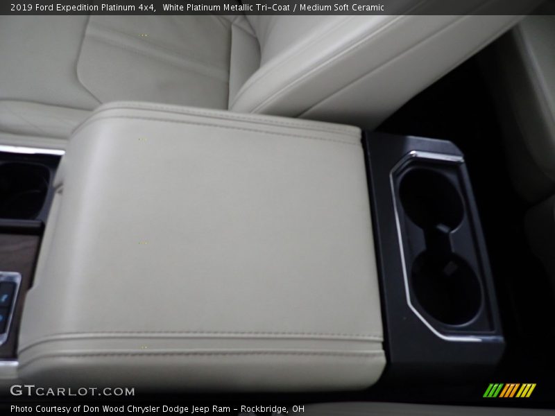 White Platinum Metallic Tri-Coat / Medium Soft Ceramic 2019 Ford Expedition Platinum 4x4
