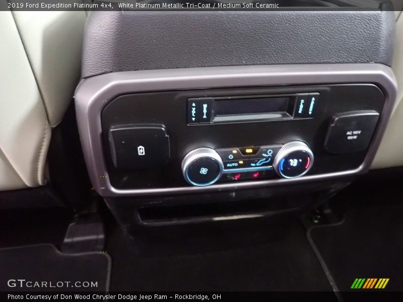 White Platinum Metallic Tri-Coat / Medium Soft Ceramic 2019 Ford Expedition Platinum 4x4