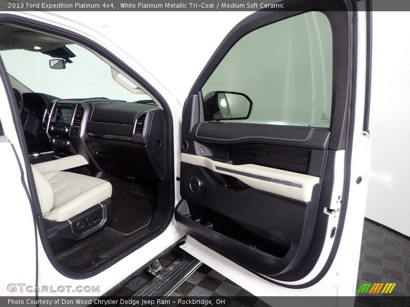 White Platinum Metallic Tri-Coat / Medium Soft Ceramic 2019 Ford Expedition Platinum 4x4