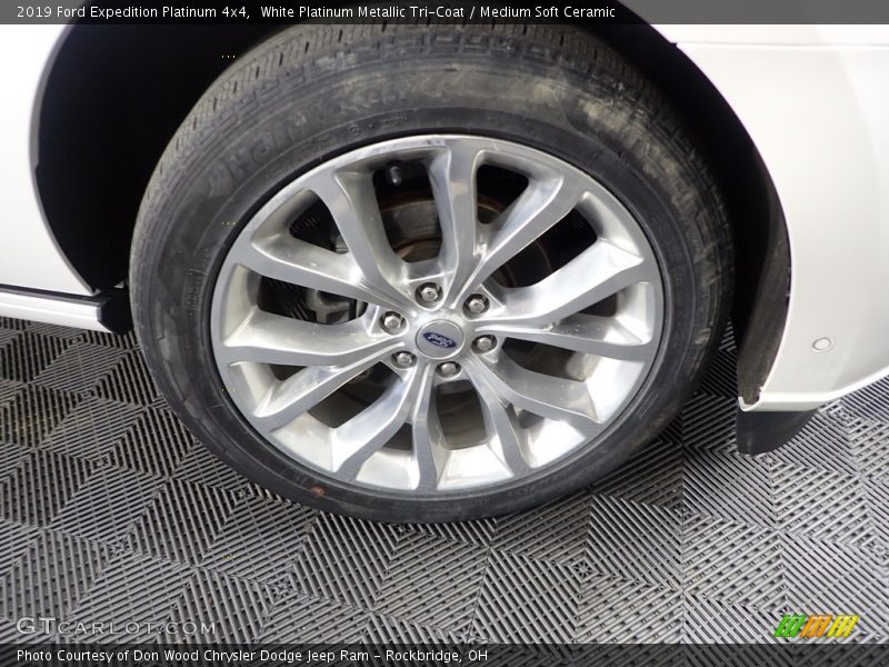 White Platinum Metallic Tri-Coat / Medium Soft Ceramic 2019 Ford Expedition Platinum 4x4