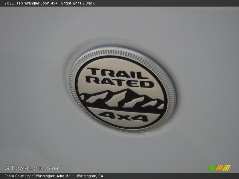 Bright White / Black 2021 Jeep Wrangler Sport 4x4