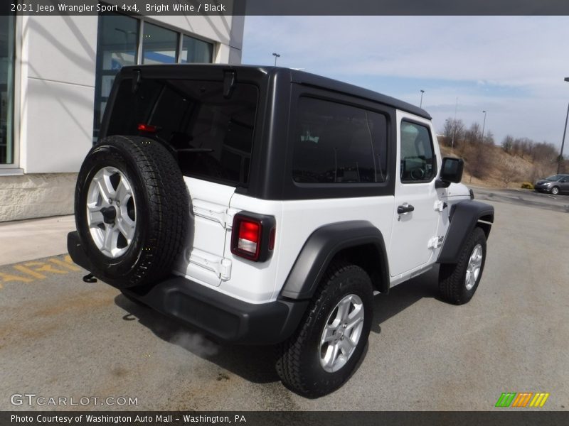 Bright White / Black 2021 Jeep Wrangler Sport 4x4