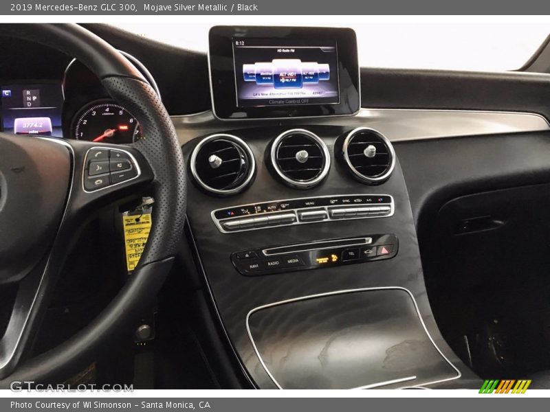 Mojave Silver Metallic / Black 2019 Mercedes-Benz GLC 300