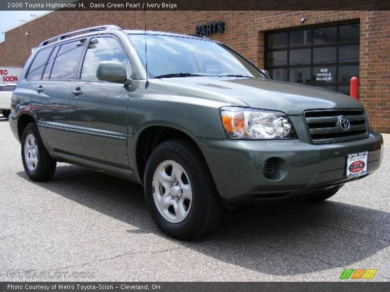Oasis Green Pearl / Ivory Beige 2006 Toyota Highlander I4