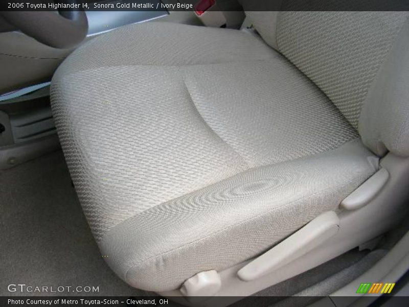 Sonora Gold Metallic / Ivory Beige 2006 Toyota Highlander I4