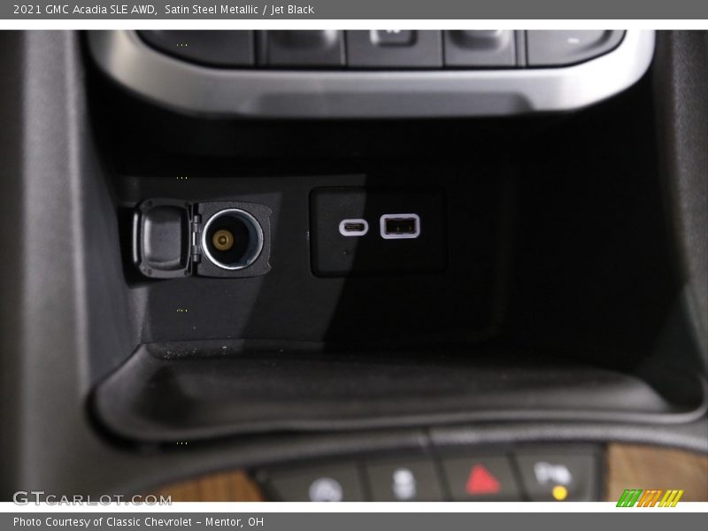 Satin Steel Metallic / Jet Black 2021 GMC Acadia SLE AWD