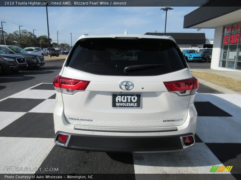 Blizzard Pearl White / Almond 2019 Toyota Highlander Limited AWD