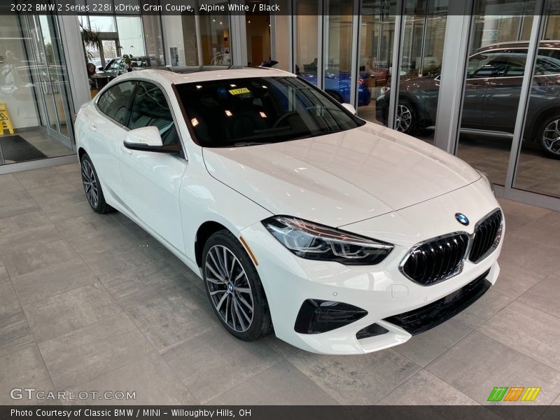 Alpine White / Black 2022 BMW 2 Series 228i xDrive Gran Coupe