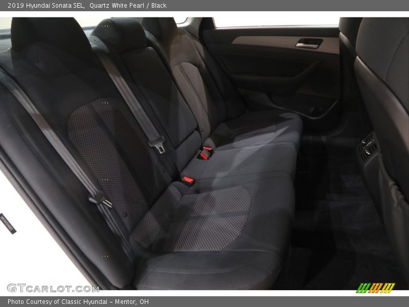 Quartz White Pearl / Black 2019 Hyundai Sonata SEL