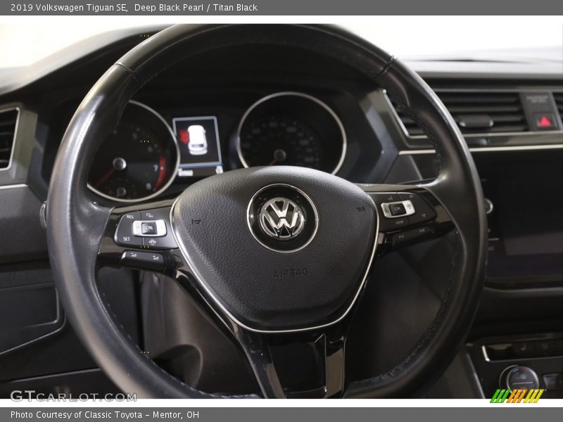 Deep Black Pearl / Titan Black 2019 Volkswagen Tiguan SE