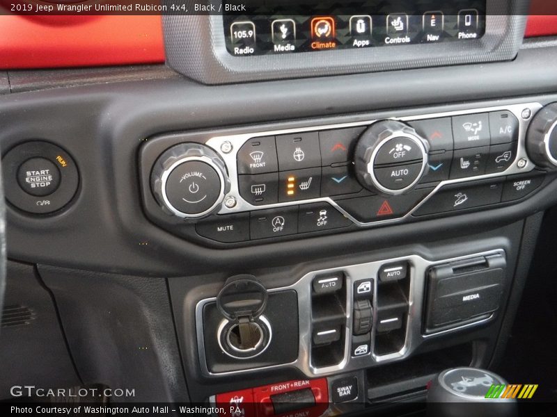 Black / Black 2019 Jeep Wrangler Unlimited Rubicon 4x4