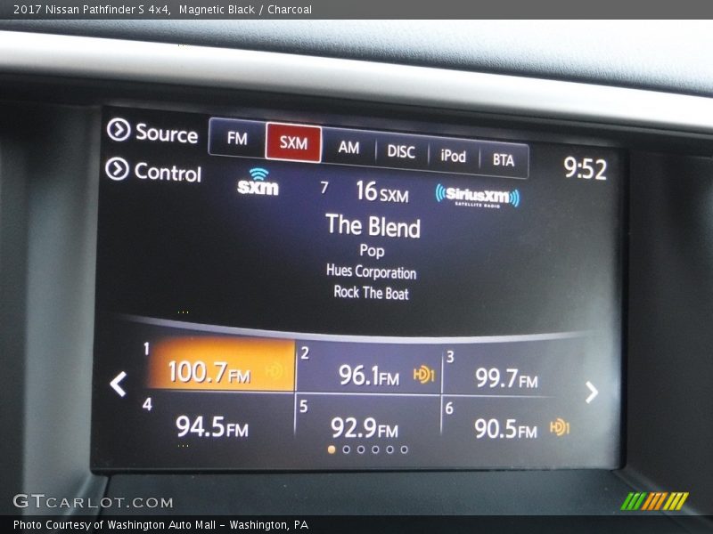 Magnetic Black / Charcoal 2017 Nissan Pathfinder S 4x4