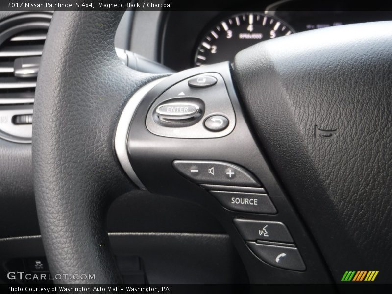 Magnetic Black / Charcoal 2017 Nissan Pathfinder S 4x4