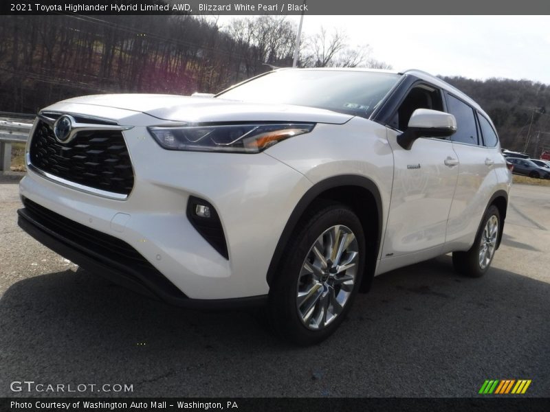 Blizzard White Pearl / Black 2021 Toyota Highlander Hybrid Limited AWD