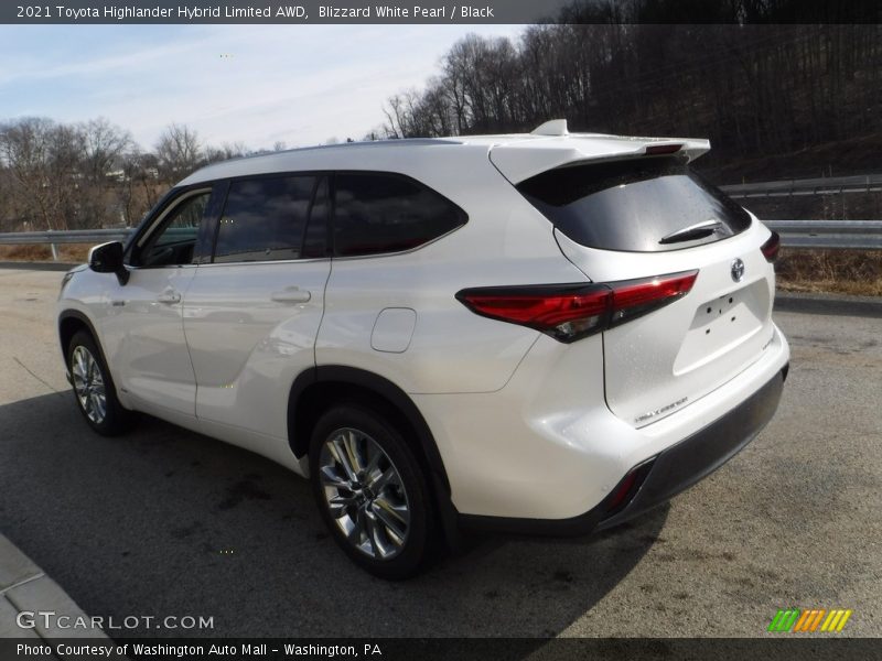 Blizzard White Pearl / Black 2021 Toyota Highlander Hybrid Limited AWD