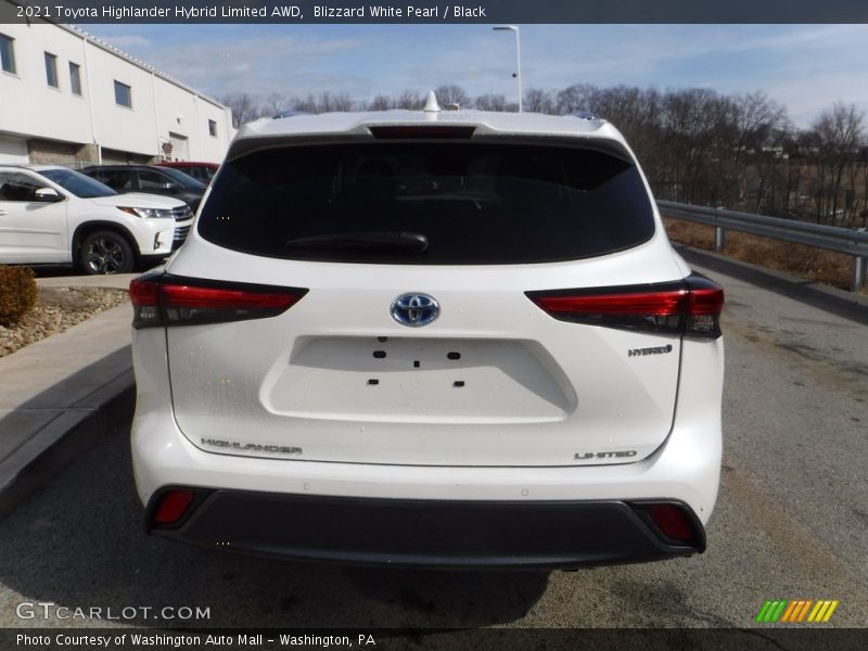 Blizzard White Pearl / Black 2021 Toyota Highlander Hybrid Limited AWD