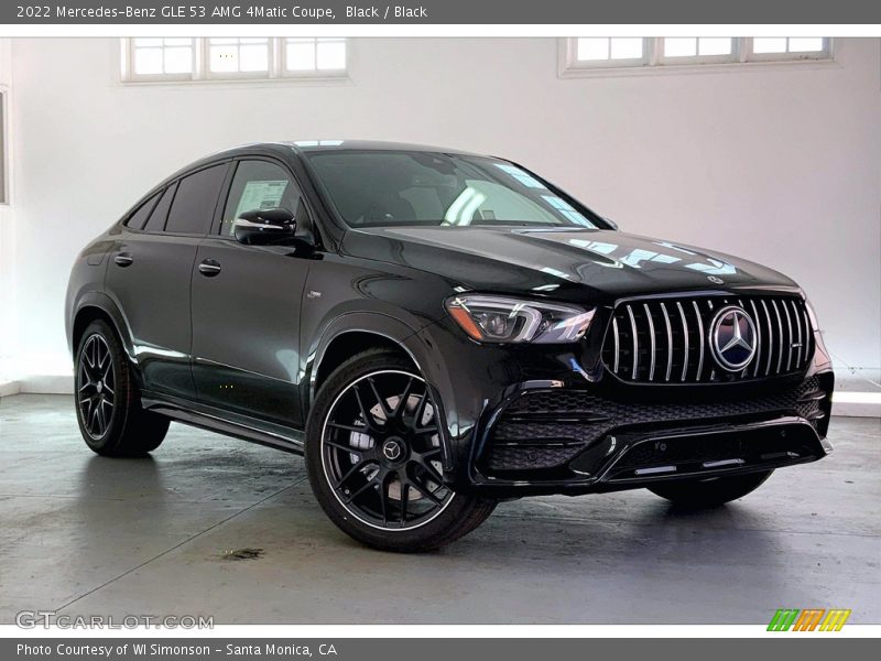 Front 3/4 View of 2022 GLE 53 AMG 4Matic Coupe
