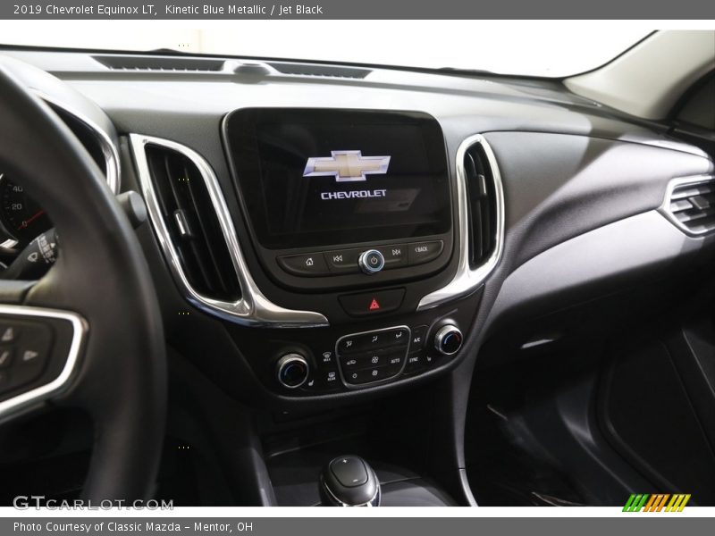 Kinetic Blue Metallic / Jet Black 2019 Chevrolet Equinox LT