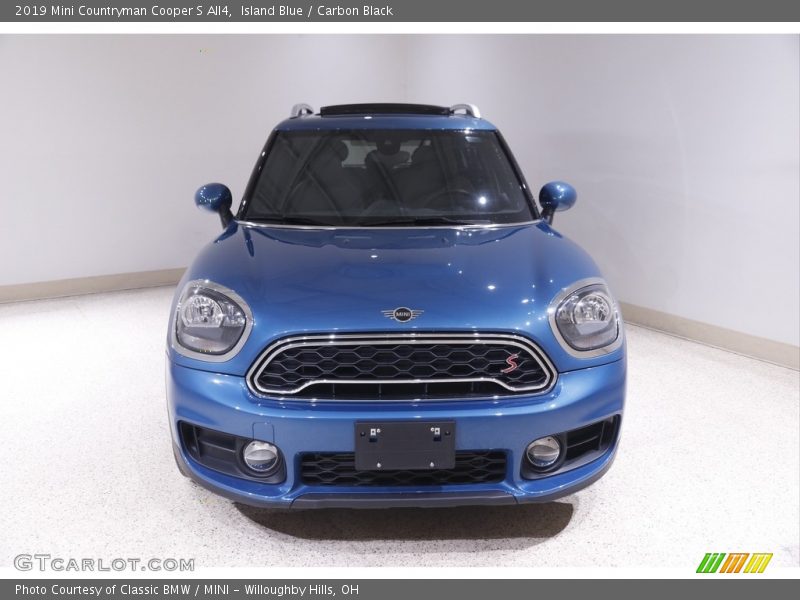 Island Blue / Carbon Black 2019 Mini Countryman Cooper S All4