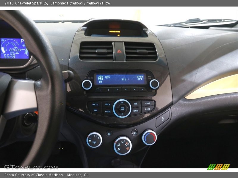 Lemonade (Yellow) / Yellow/Yellow 2013 Chevrolet Spark LS