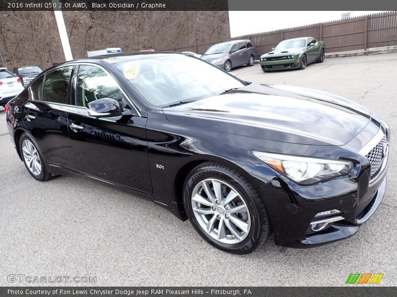 Front 3/4 View of 2016 Q50 3.0t AWD