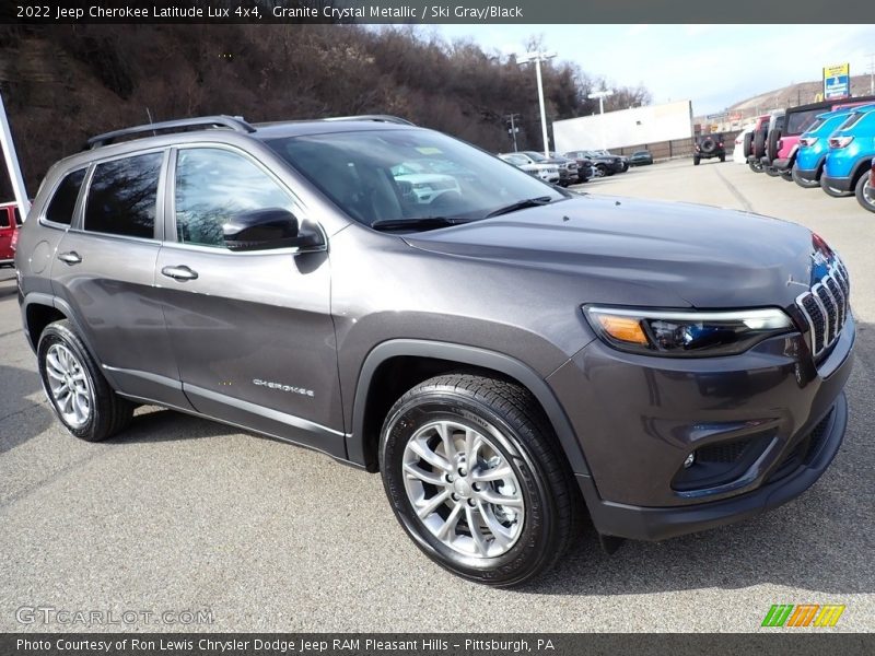 Granite Crystal Metallic / Ski Gray/Black 2022 Jeep Cherokee Latitude Lux 4x4