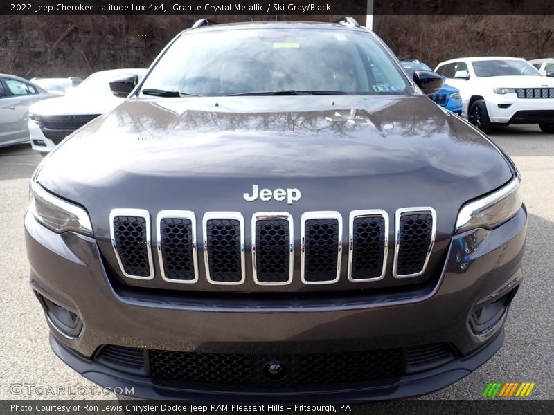 Granite Crystal Metallic / Ski Gray/Black 2022 Jeep Cherokee Latitude Lux 4x4