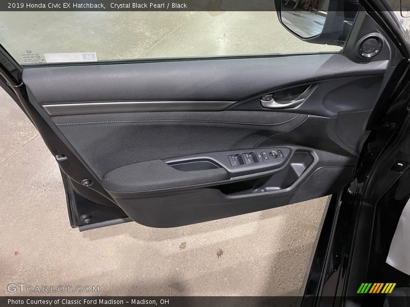 Crystal Black Pearl / Black 2019 Honda Civic EX Hatchback