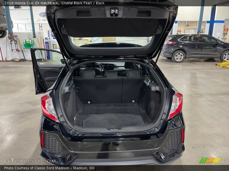 Crystal Black Pearl / Black 2019 Honda Civic EX Hatchback