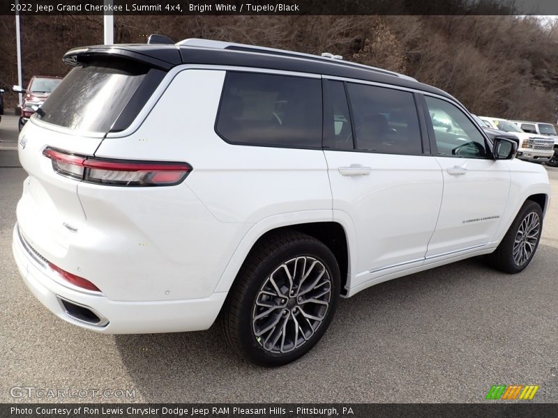 Bright White / Tupelo/Black 2022 Jeep Grand Cherokee L Summit 4x4