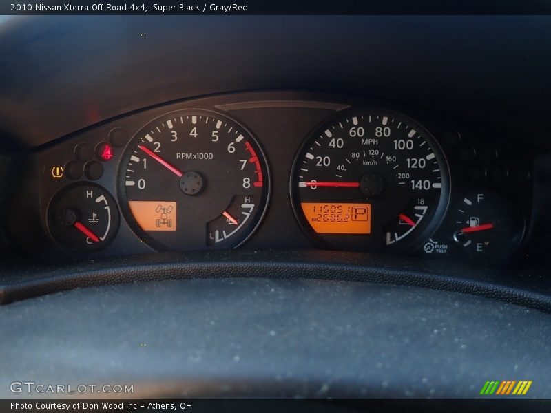 Super Black / Gray/Red 2010 Nissan Xterra Off Road 4x4
