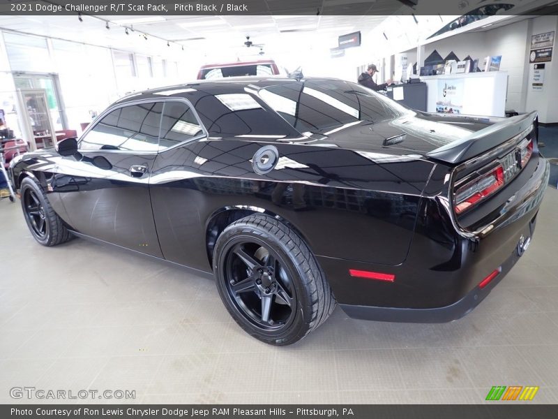Pitch Black / Black 2021 Dodge Challenger R/T Scat Pack
