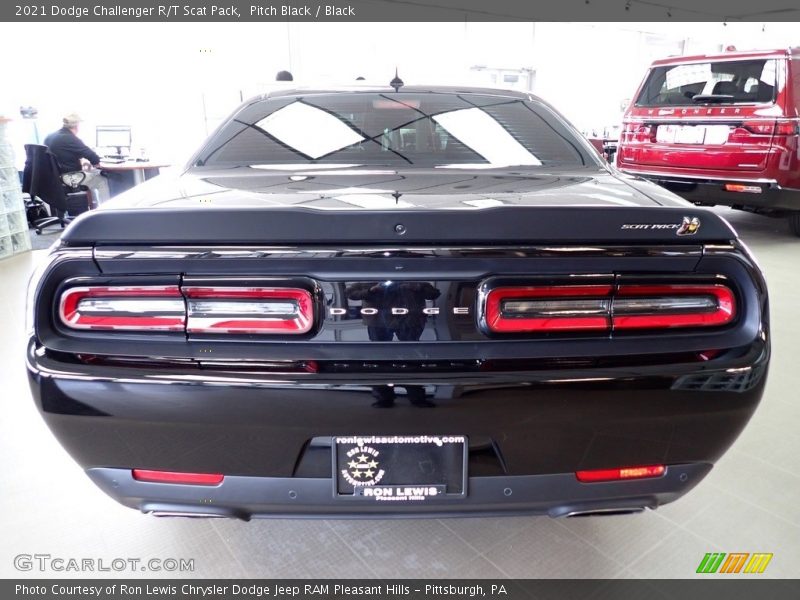 Pitch Black / Black 2021 Dodge Challenger R/T Scat Pack